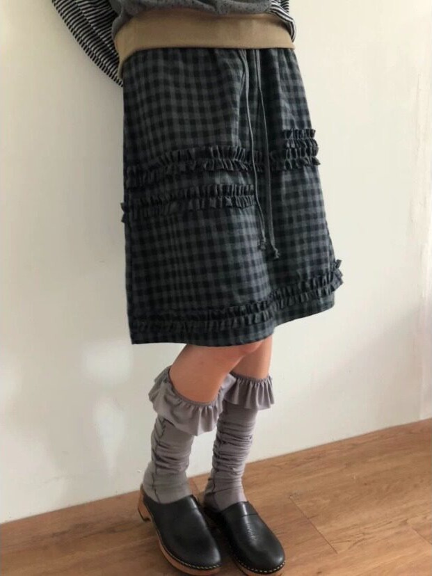 Korean Girls Lifestyle - Retro College-Mädchen Halbrock Karierter Spitzen-Patchwork Mittellanger